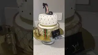 Louis Vuitton Cake Gucci cake #louisvuitton #Gucci #cake