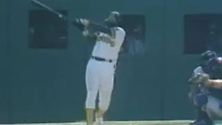 Tony Gwynn's double breaks tie in Game 5 of the 1984 NLCS