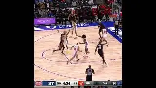 Max Strus throws an Alley Oop to Dewayne Dedmon! #shorts #nba