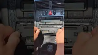 Apple carplay for 60 bucks #mechanic #repair #carplay #apple #amg #c43 #diy #upgrade #radio #v8