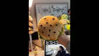 Who can say no to this cutest Hamburger #Plush? It's impossible! 🍔💕 #toy #stuffed #cute #hamburger