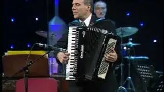 Slavko Mitrović Cale - Pod nebom Pariza - Sous le ciel de Paris (UŽIVO - NOVI SAD)