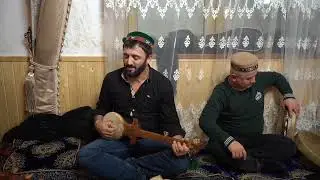 МАДДО Устод  Охирназар  .АКБАР  лап зурен лод офарин