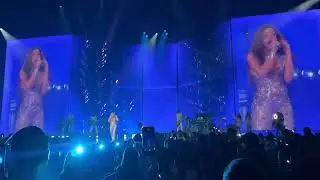 Shakira &ndash; Pies Descalzos, Sue&ntilde;os Blancos (Clip) (LMYNL Tour Live in Miami, 12-29-25) (HD, HQ AUDIO)