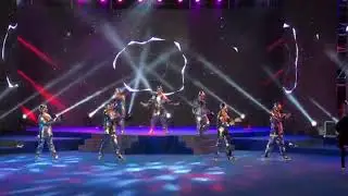 The Mirror Man Dance Show, Mirror Dress Performance with Disco Ball Suit