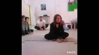 رحلة اليوغا إلى الشاكرات/-1-شاكرا الجذر🛑/تأمل التجذر بالأرض للتخلص من الخوف والقلق/تعزيز الأمان🙏🧘‍♀️