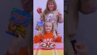 sweet or salty pizza 😳 challenge #shorts Fast Polina Family