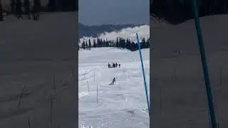 ALPINE SALALOM RACE IN KHELO INDIA WINTER GAMES #gulmarg #advanture #skiing #powpowpow #nature ⛷️🏂￼