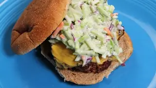 easy as&hellip; Grilled Burgers with Slaw