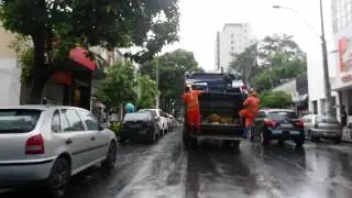 Coletores em BH curtindo seu trampo