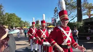 2026 Holiday Toy Drummers at Disney California Adventure | 4K 60FPS