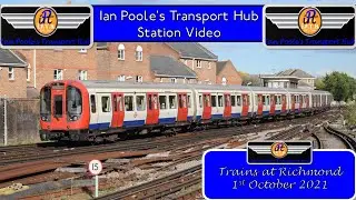Trains at Richmond railway station (01/10/2021)