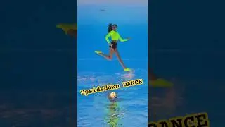 Танец вверх ногами 🕺🏼 🪩 #ПодводнаяТанцовщица #КристинаМакушенко #бассейн #танец