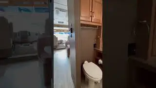 2016 Thor Hurricane 29M Motorhome  - Edmonton Alberta