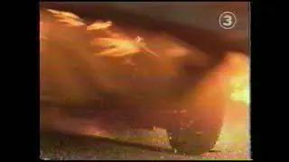 9 seconds of some car-chase in some unknown movie or TV-show