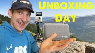 Unboxing my insta360 2 in 1 selfie / tripod and storage case