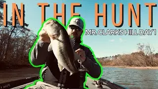 MR CLARKS HILL Bass Tournament Day 1 - BATTLE to Stay in the HUNT
