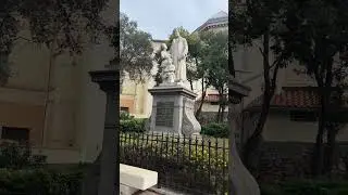 Louis Toussaint Dassy par Alexandre Falgui&egrave;re situ&eacute;e dans le jardin Pierre Puget &agrave; Marseille.