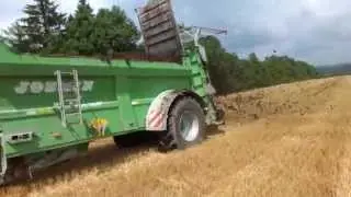 Landwirte im Einsatz: Das Lohnunternehmen Vonberg beim mistfahren mit John Deere 7810 und 6630