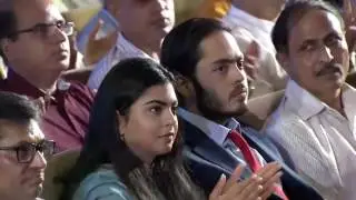 Reliance AGM 2016.. Mukesh Ambani reveals everything about jio network and future plans