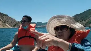 Pyramid Lake