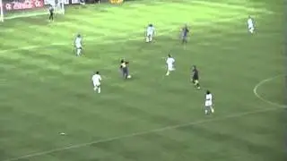 Primer gol Ronaldinho con el bar&ccedil;a, Barcelona 1-1 Sevilla.