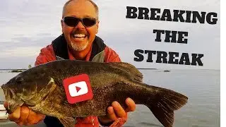 Big smallmouth bass fishing ~ 5.2 pounds