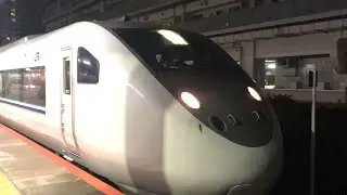 JR西日本琵琶湖線　223系2000番台W編成＋ V編成新快速姫路行き　681系W12編成らくラクびわ湖2号米原行き　223系2000番台 V8編成体質改善リニューアル車普通野洲行き　大津駅到着　
