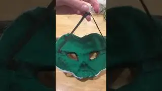VOICE REVEAL!?|Adjusting your mask straps tutorial (therianmask #catmask #maskmasking #crafts)