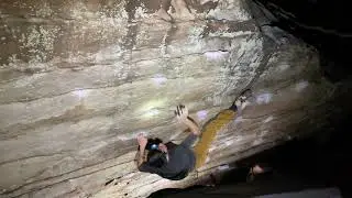Chattanooga Bouldering - Lookout Mountain - Black Cat V10