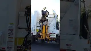 Crushing Garbage!
