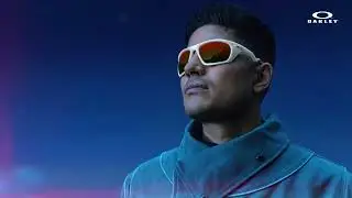 OAKLEY