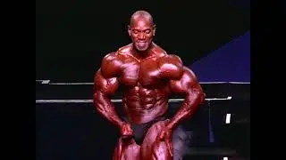 Flex Wheeler 🇺🇸 7th @ 2002 Mr. Olympia (BB)
