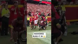 MAHOMES TO THE HOUSE 🏃&zwj;♂️
