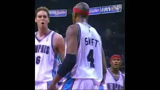 HBD Stromile Swift 😤&lrm;One of the nastiest game dunkers ever!