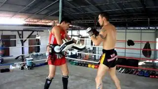 Robert Wan Chorenrit Pad Session With Ajahn Aun