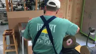 Sharpening a head/round knife