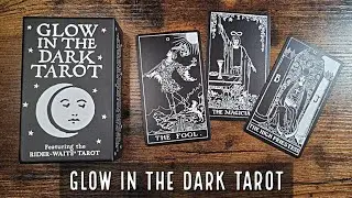 Glow in the Dark Tarot | Flip Through and Review