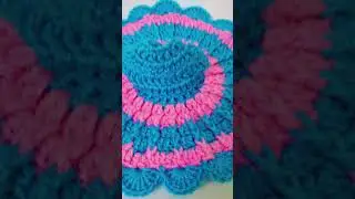 Laddu gopal woolen dress #rainbowcrochet #crochet #rainbowcrochet #trending #hindudeity #kanhaji ✨✨