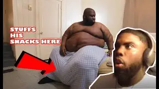 HE MADE A CUSTOM POUCH TO STORE SNACKS AND ICE CREAM!! My 600 LB Life REACTION!!