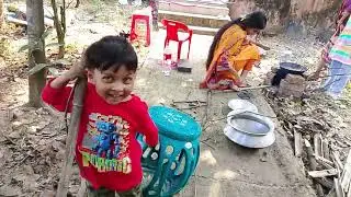 আম্মাজানের হাঁস রান্নার আয়োজন চলছে 