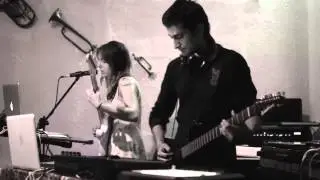 Documentando Madmono y Retroporno