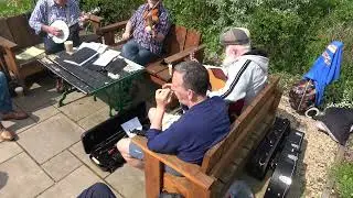 Irish Trad Session in the garden. Polkas.