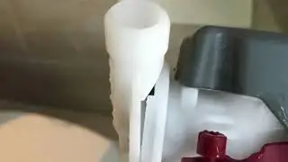 when the water stays on the Laufen wc
