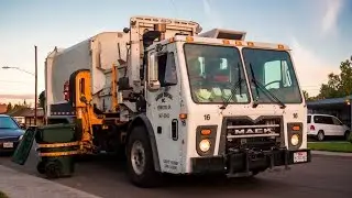 Mack LEU - Labrie Automizer Garbage Truck