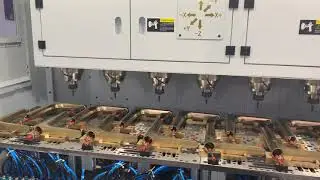 Automatic peeling machine for faucet