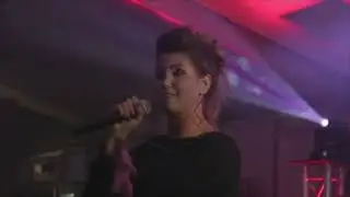 Esther van Heeswijk boeken? Boek nu bij Viking Entertainment!