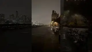 New York City #citywalks #latenightalumni #eastcoast #nyc #park #emptystreets #manhattan #eastriver