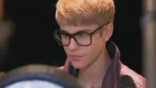 Justin Bieber to turn on London Christmas lights