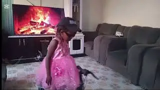 WATCH ALIPHONZA RIDING A BIKE, HER FIRST TIME FREE HAND STYLE ...SO PROUD!
